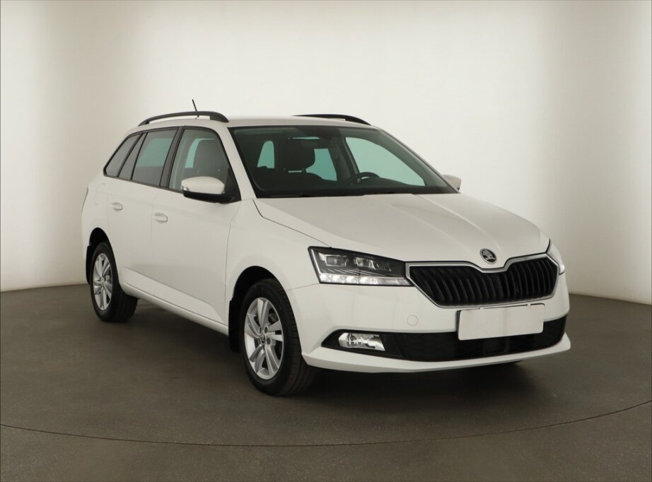 Skoda Fabia, 1.0 TSIAmbition , ČR,1.maj, Tempomat,