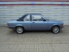 BMW, rok výroby 1981, tmavě modrá, benzin, najeto