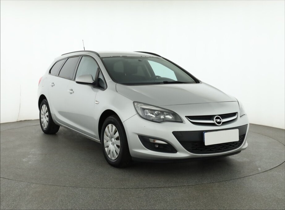 Opel Astra, 1.6 CDTI, Serv.kniha, Klima, Tempomat,