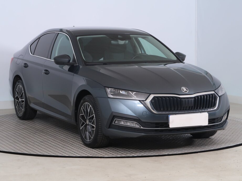 Skoda Octavia, 1.0 TSIStyle , Serv.kniha, Tempomat