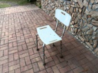 Židle nejen do sprchy.