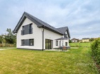 Novostavba o dispozici 4+kk, 94 m² se zahradou o velikosti 218 m² v projektu Zámecké rezidence Škvorec