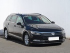 VW Passat, 2.0 TDIComfortline , Serv.kniha, Navi,,