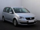 Volkswagen Touran, 1.4 TSi, autoAC, tažné, MPV,