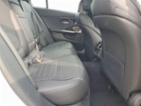 Mercedes-Benz Třídy C, C 300, sedan, benzin