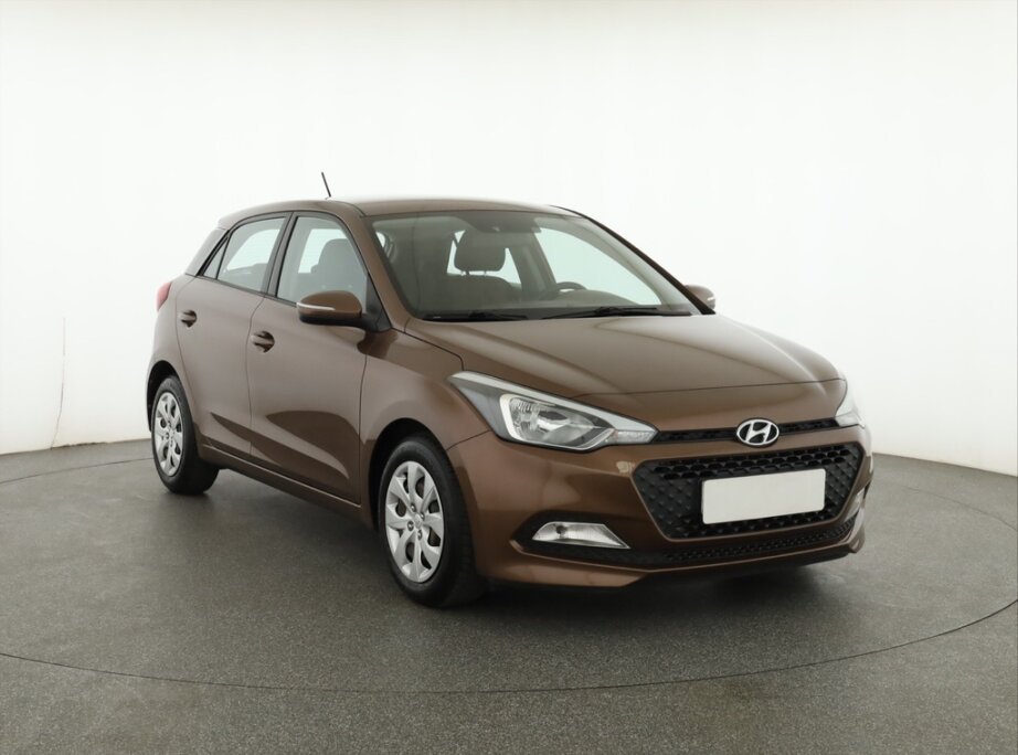 Hyundai i20, 1.2, ČR,2.maj, Serv.kniha, Klima,