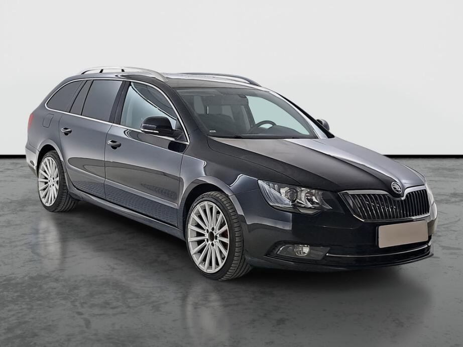 Skoda Superb, 2.0 TDI, Navi, Xenony, Klima,, Combi
