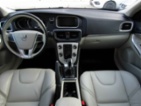 Volvo V40, 2.0 D2, AC, LED, kůže, kombi, nafta