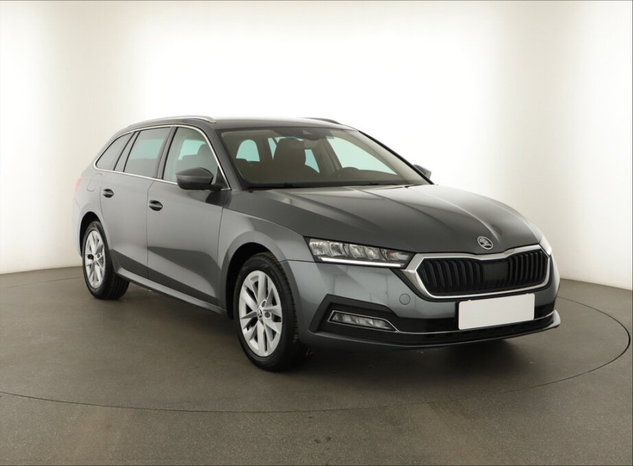 Skoda Octavia, 2.0 TDIAmbition , Automat, ČR,1.maj