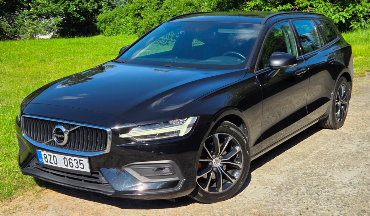 Volvo V60 kombi, Momentum Pro, mod. 2020