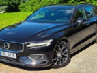 Volvo V60 kombi, Momentum Pro, mod. 2020