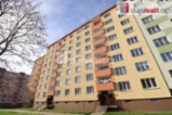Pronájem bytu 3+1 s balkonem v Ostr