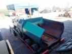 Finišer ca 12t USA z 80.let Ostatní 0 kW, barva