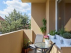 Prodej prostorného bytu 3+1,  73 m² plus lodžie v klidných Dobšicích u Znojma