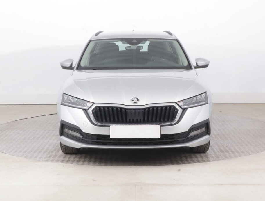 Skoda Octavia, 2.0 TDIAmbition , ČR,1.maj,, Combi,