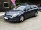 Toyota Avensis, 1.6 16V  97kW  ZIMNÍ PNEU, kombi,