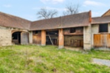 Vlastní bydlení - zemědělská usedlost č.p. 8 Třebnice u Sedlčan, okr. Příbram