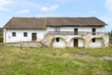 Vlastní bydlení - zemědělská usedlost č.p. 8 Třebnice u Sedlčan, okr. Příbram