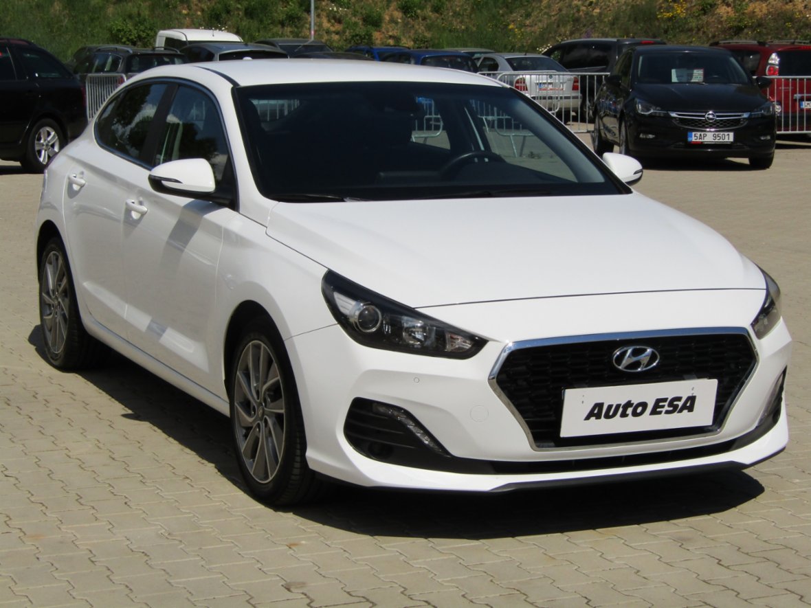 Hyundai I30, 1.4T-GDI, ČR, servis.kniha, liftback,